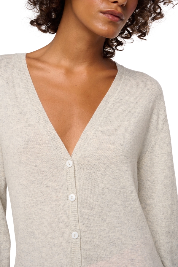 Cashmere ladies basic sweaters at low prices taline first blizard l