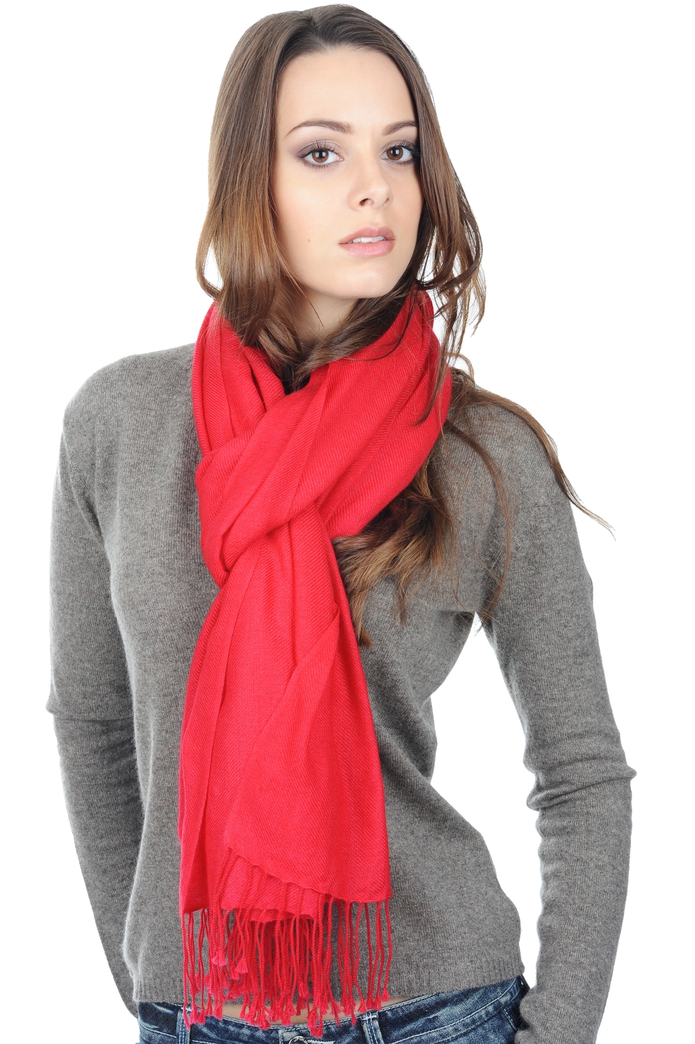 The purest and the sheerest cashmere for stoles and shawls.100% cashmere.
